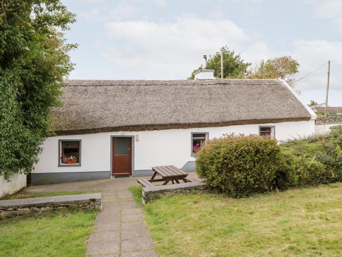 The Thatched Cottage Liscarney Eksteriør bilde